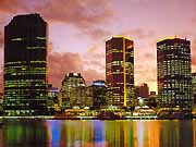 Night falls on Brisbane River